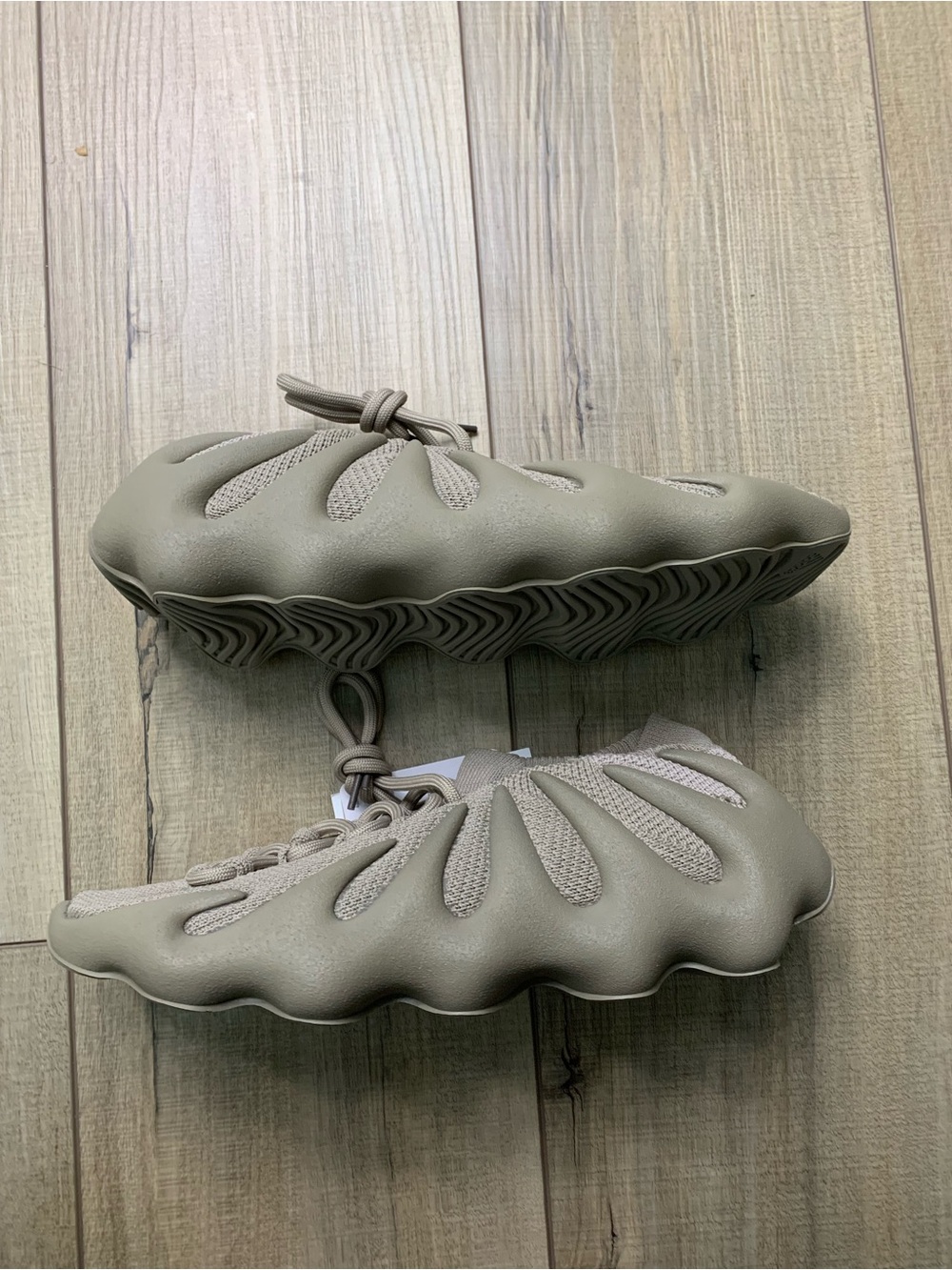 Adidas yeezy 450 
STOFLA/STOFLA/STOFLA